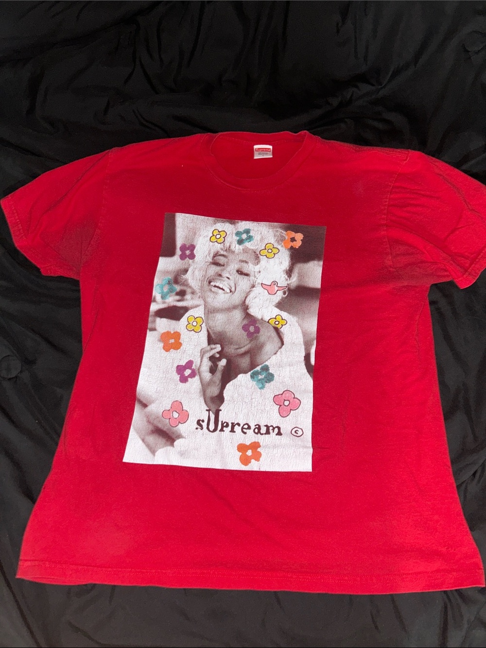 Red Graphic Tee with Naomi Photo - Picture 1 of 1